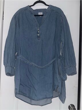 NWT Time and Tru Light Blue Denim Tunic Top